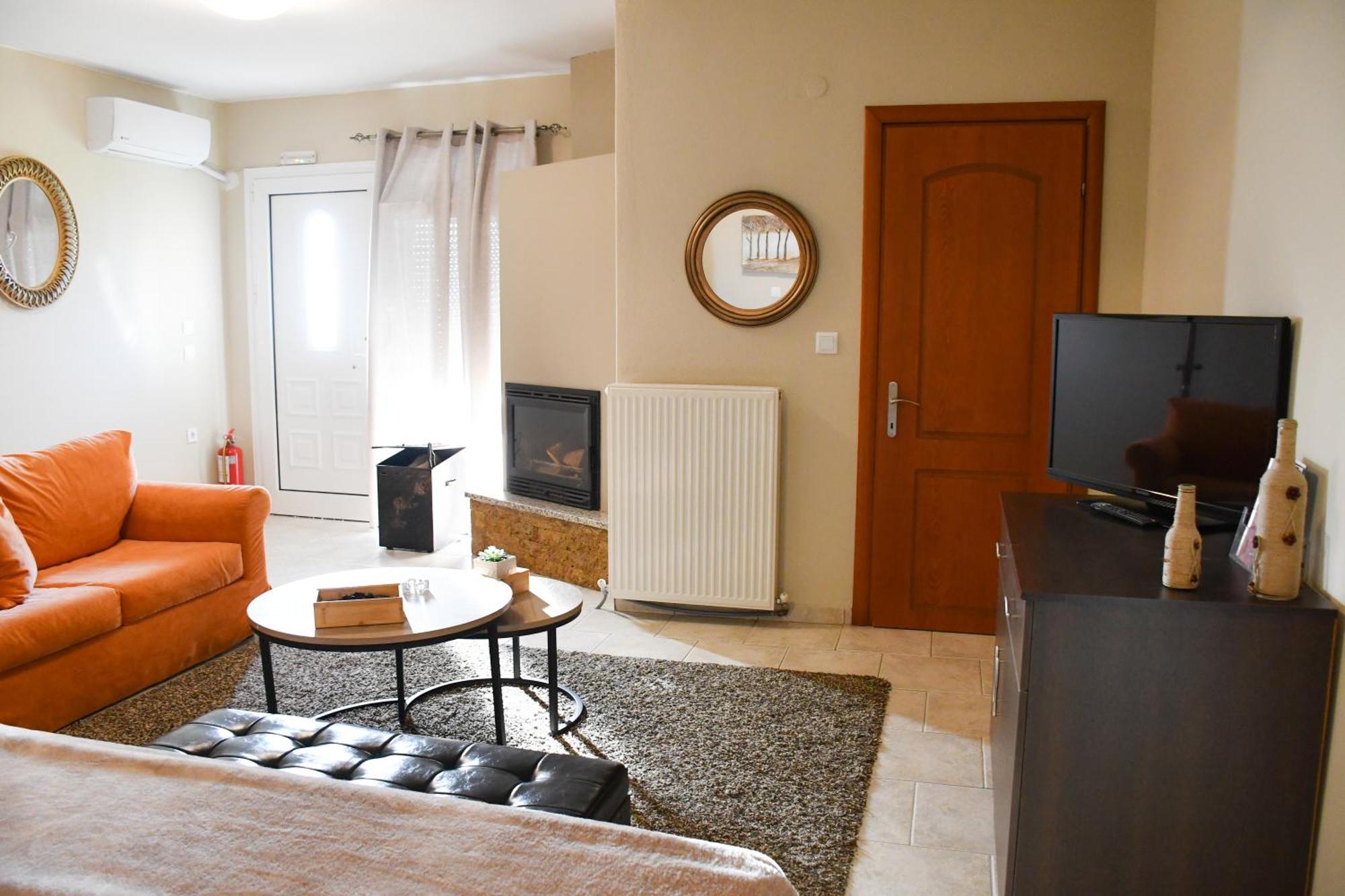 Toula Rooms Ángistron Eksteriør bilde
