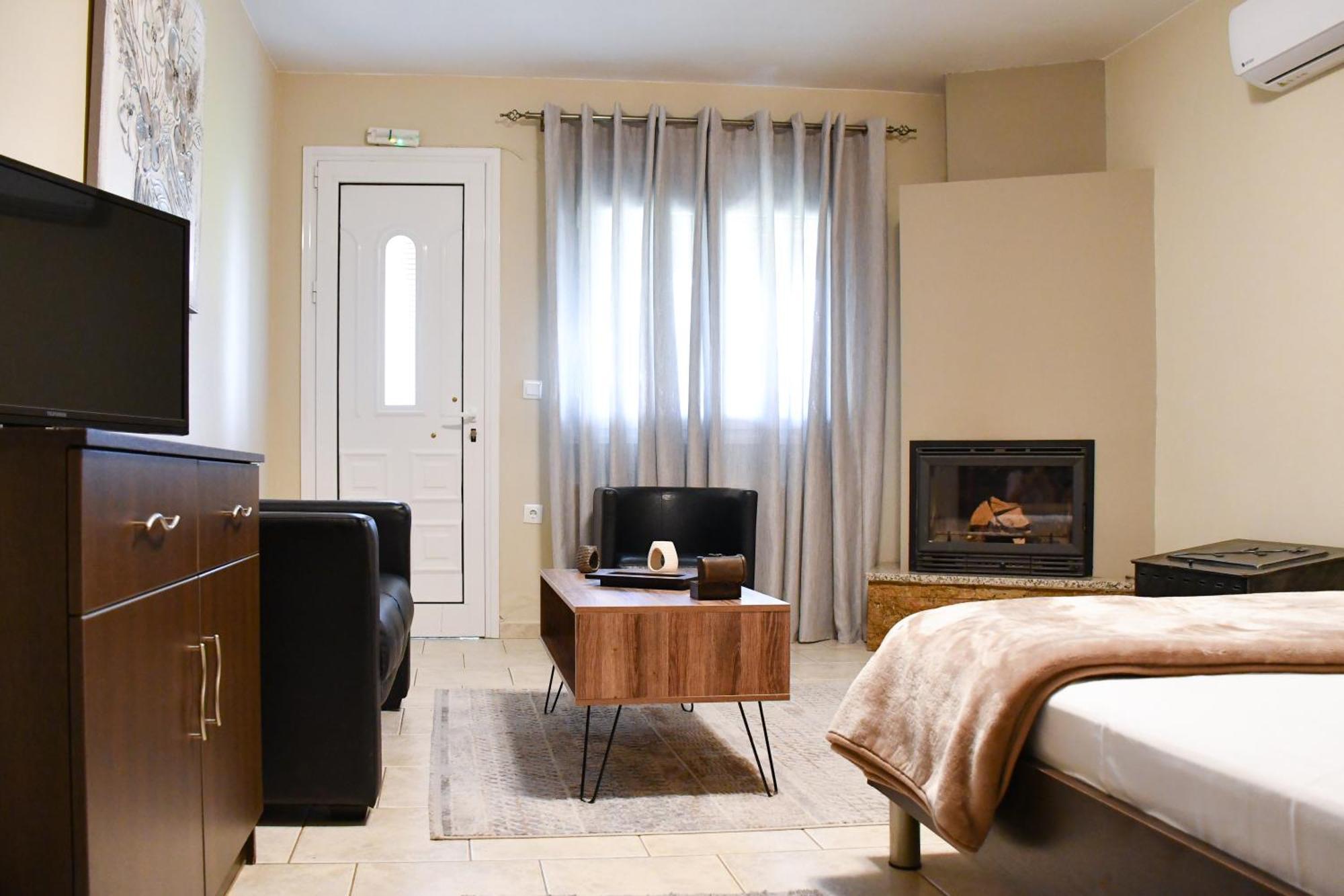 Toula Rooms Ángistron Eksteriør bilde