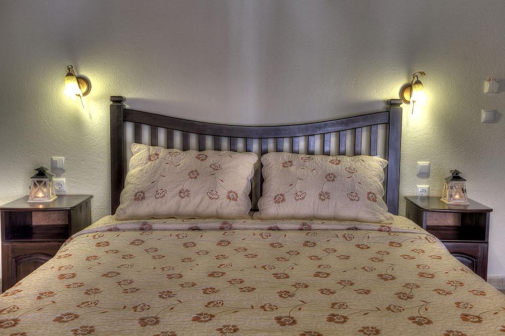 Toula Rooms Ángistron Rom bilde