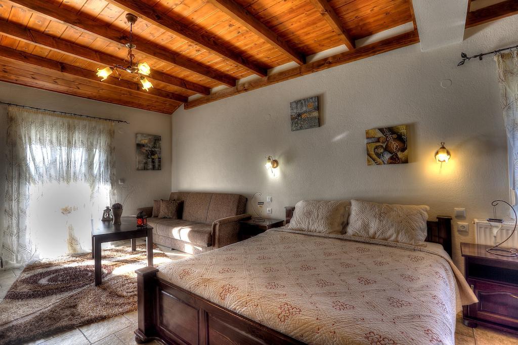 Toula Rooms Ángistron Rom bilde